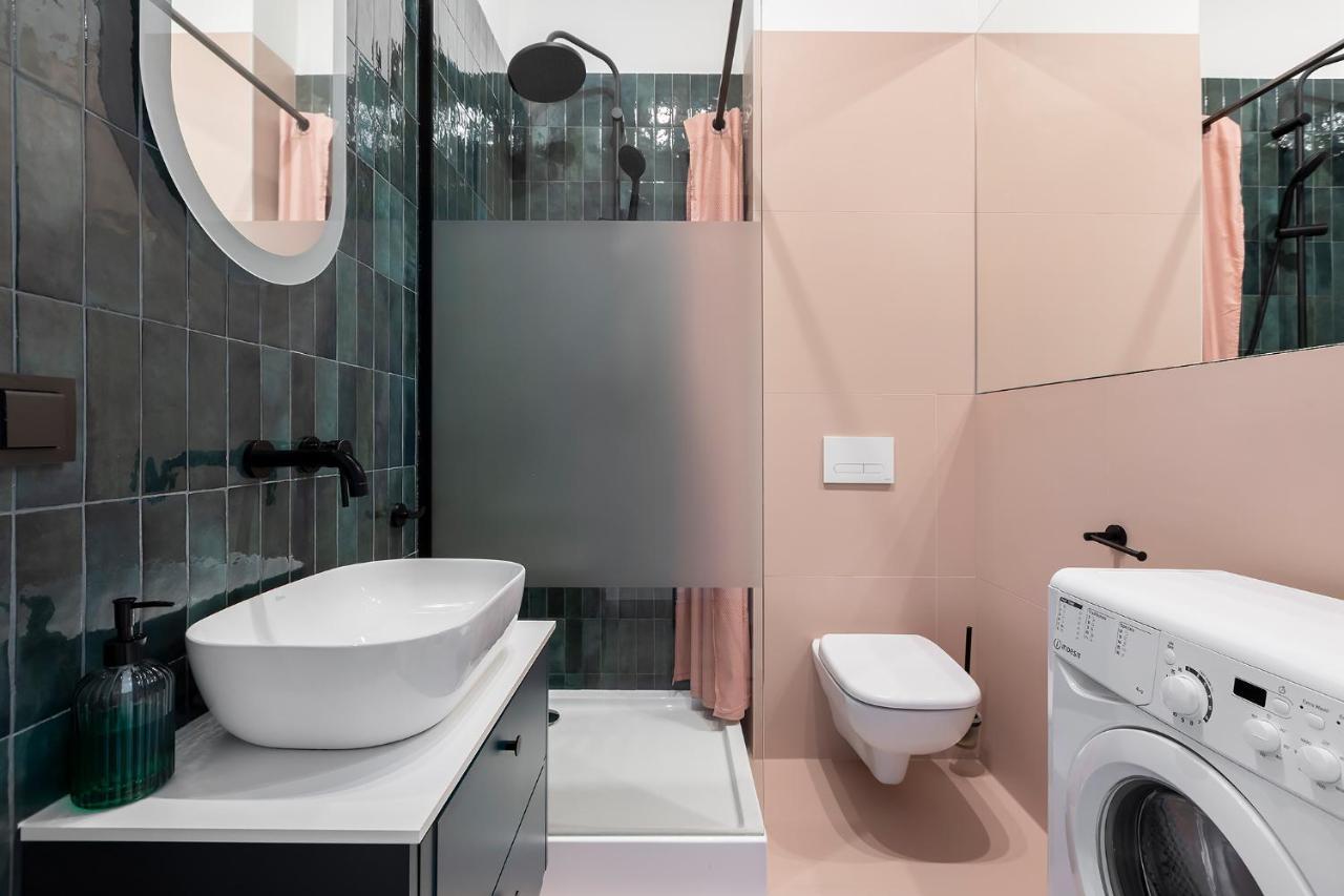 Homewell Apartments City Center 포즈난 외부 사진