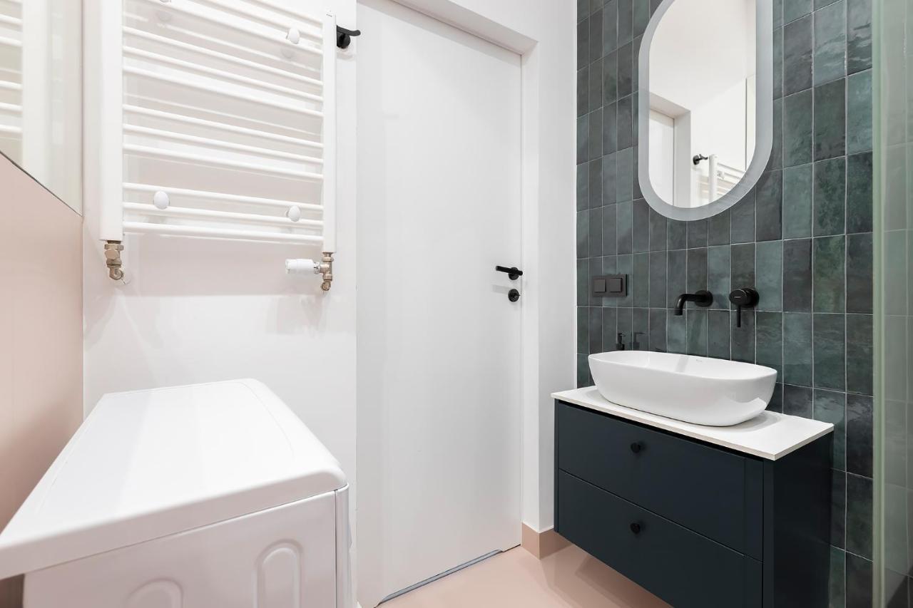 Homewell Apartments City Center 포즈난 외부 사진